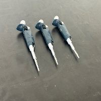 Gilson Classic Single Channel Pipettes - Quantity 3 image 1